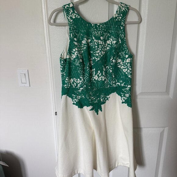 New Anthropologie Moulinette Soeurs Arbor White and Green lace dress - Picture 3 of 6